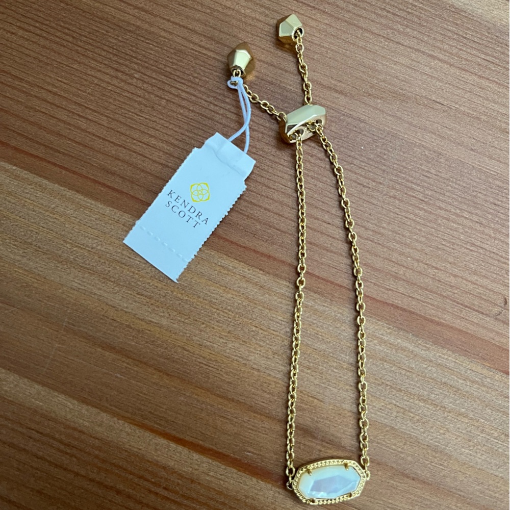 Kendra Scott - Elaina Gold Adjustable Chain Bracelet in Ivory Mother-of-Pearl - Picture 2 of 5